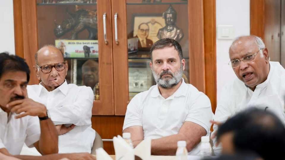 नीति आयोग की बैठक 2024: विपक्षी राज्यों के मुख्यमंत्रियों का गैर हाजिर होना केन्द्र सरकार के अविश्वास को दर्शाता है।