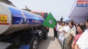 दिल्ली में 1111 GPS युक्त वाटर टैंकरों को हरी झंडी, सरकार और विपक्ष में छिड़ा जुबानी संग्राम