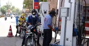 Odisha Fuel VAT Reduction news hindi.jpg