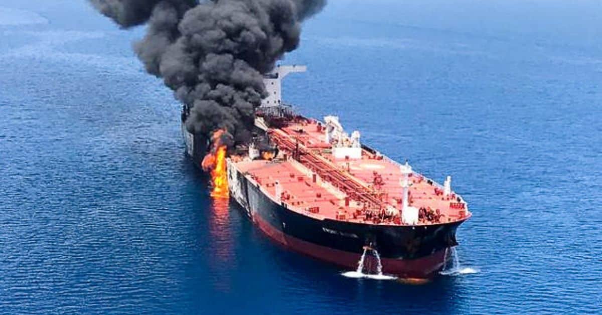 Hormuz Strait Tensions news hindi.jpg