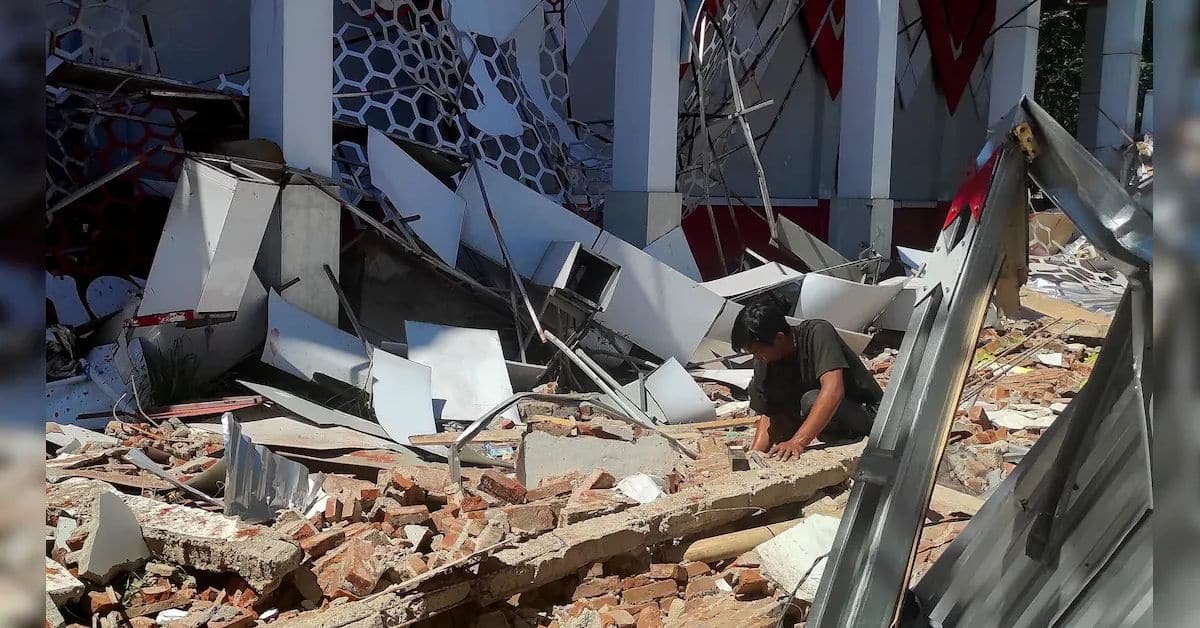 Indonesia Earthquake news hindi.jpg