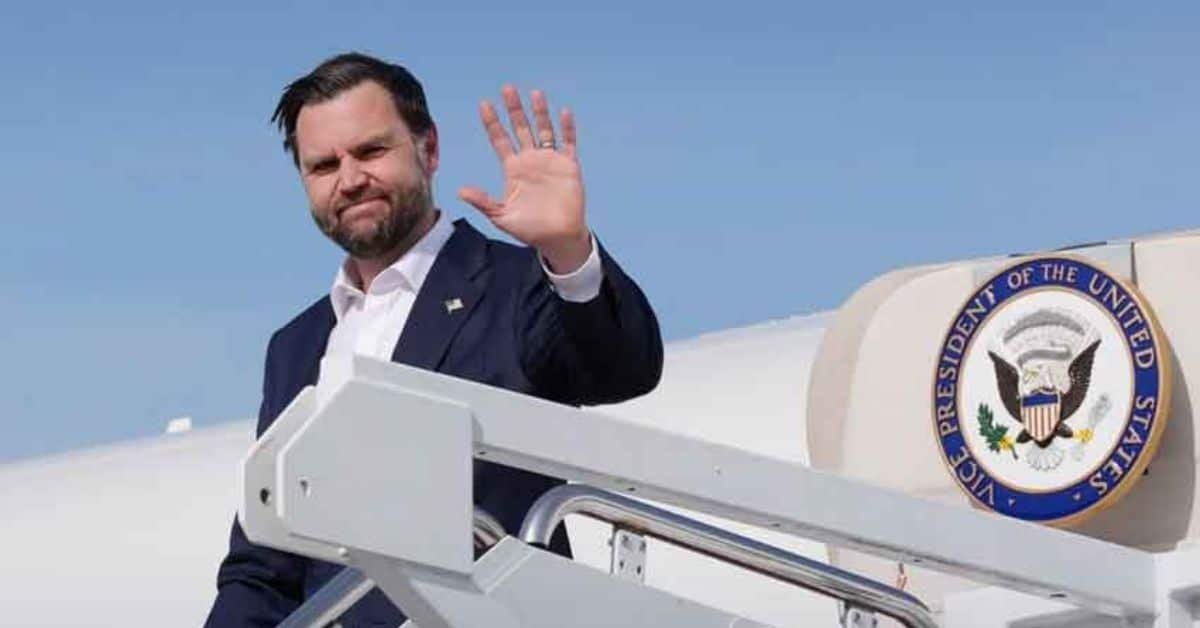 JD Vance Pakistan Visit Cancel newshindi.jpg