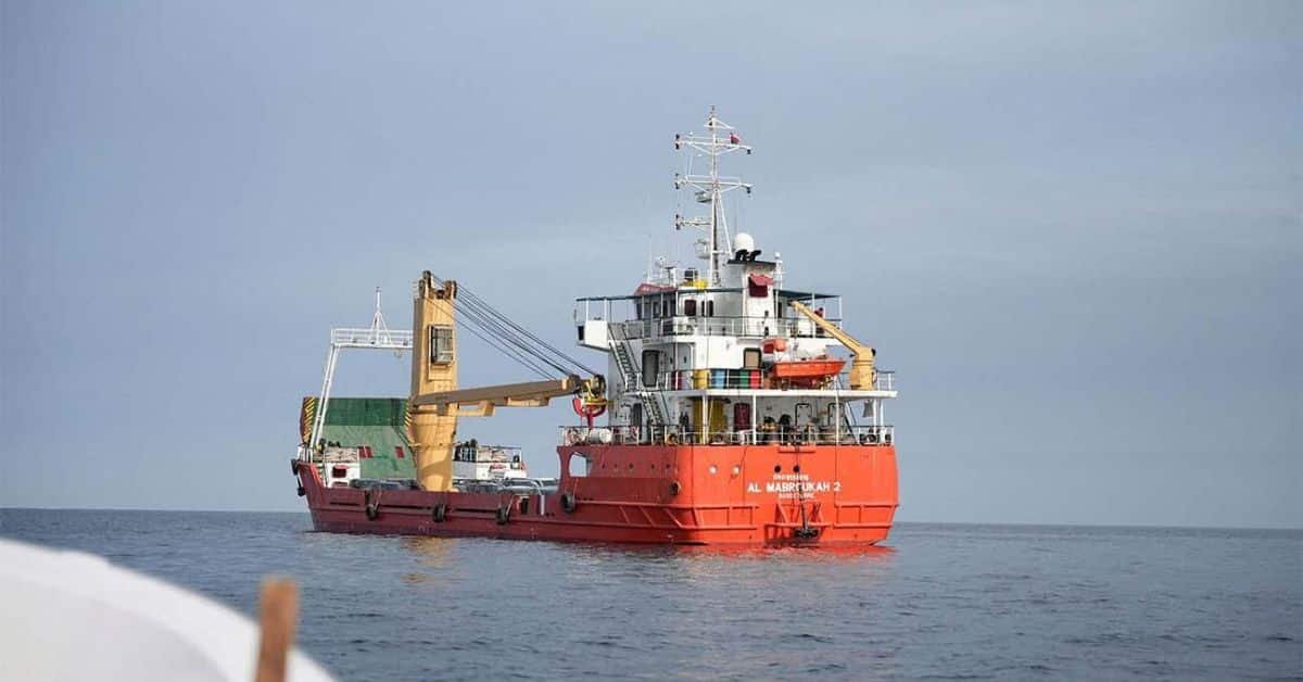 Opening Hormuz: 5 बड़ी खबरें जो वैश्विक संकट बदल सकती हैं