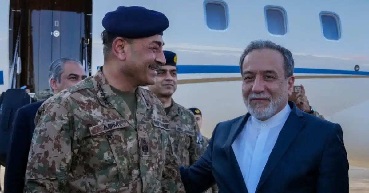 Pakistan Army Chief Tehran Visit news hindi.jpg