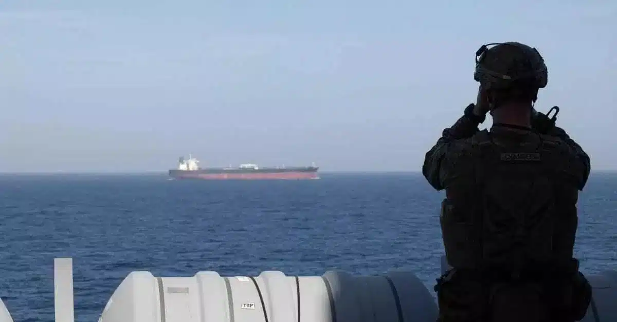 US Seizes Iranian Vessel newshindi.jpg