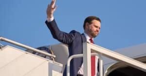 Vance Pakistan Iran Talks Delay news hindi.jpg