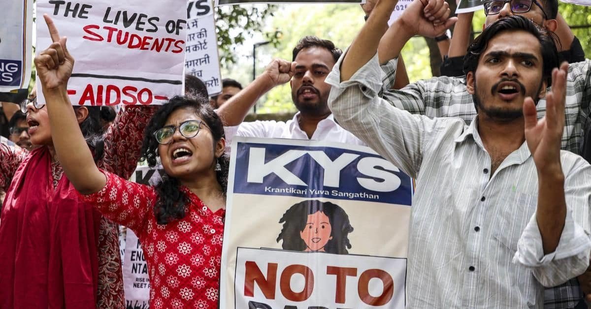 CBI Arrests NEET-UG 2026 Mastermind: पेपर लीक में बड़ा खुलासा