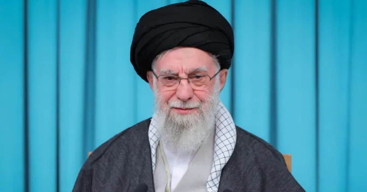 Ali Khamenei: 3 बेटे पहुंचे अंतिम संस्कार, उत्तराधिकारी गायब