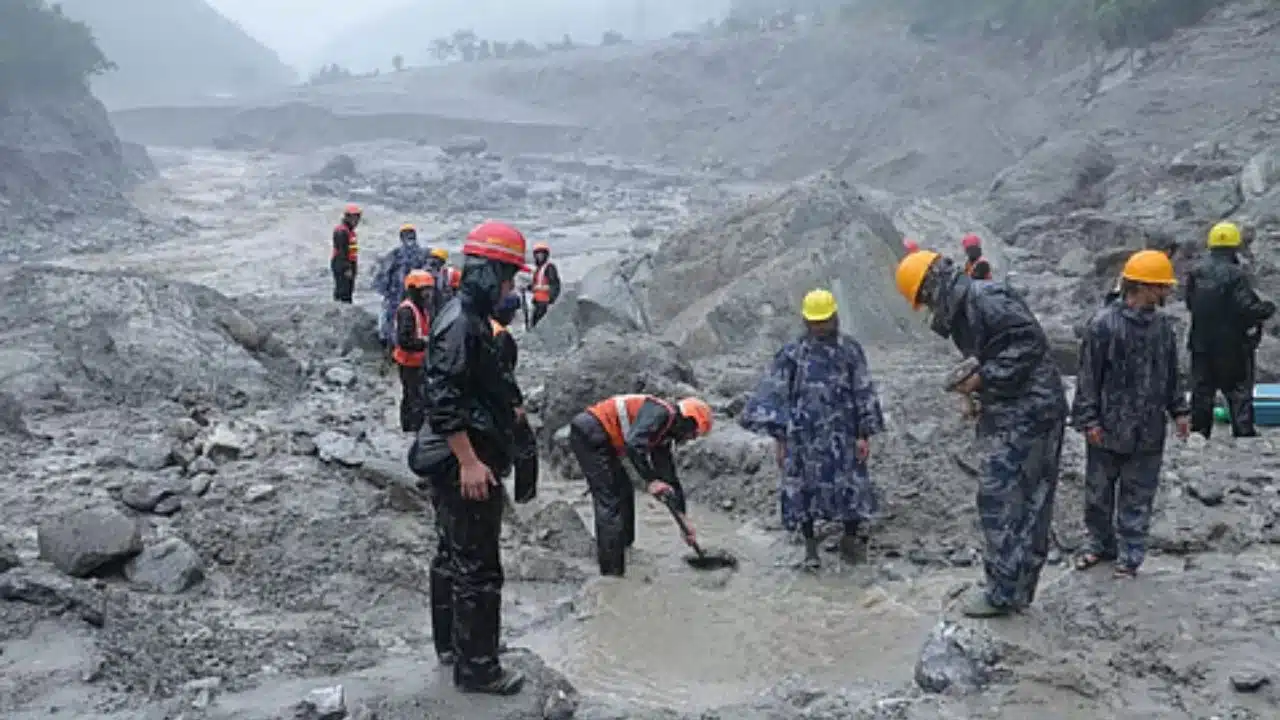 Nepal Floods: рдиреЗрдкрд╛рд▓ рдореЗрдВ рдмрд╛рдврд╝ рд╕реЗ рддрдмрд╛рд╣реА, рд░рд╛рд╣рдд рдХрд╛рд░реНрдп рд╣реБрдЖ рддреЗрдЬ Nepal Floods: рдиреЗрдкрд╛рд▓ рдореЗрдВ рдмрд╛рдврд╝ рд╕реЗ рддрдмрд╛рд╣реА, рд░рд╛рд╣рдд рдХрд╛рд░реНрдп рд╣реБрдЖ рддреЗрдЬ